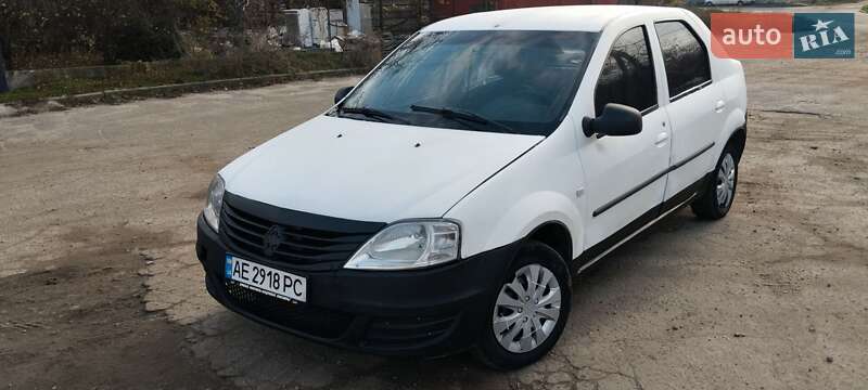 Седан Renault Logan 2011 в Днепре