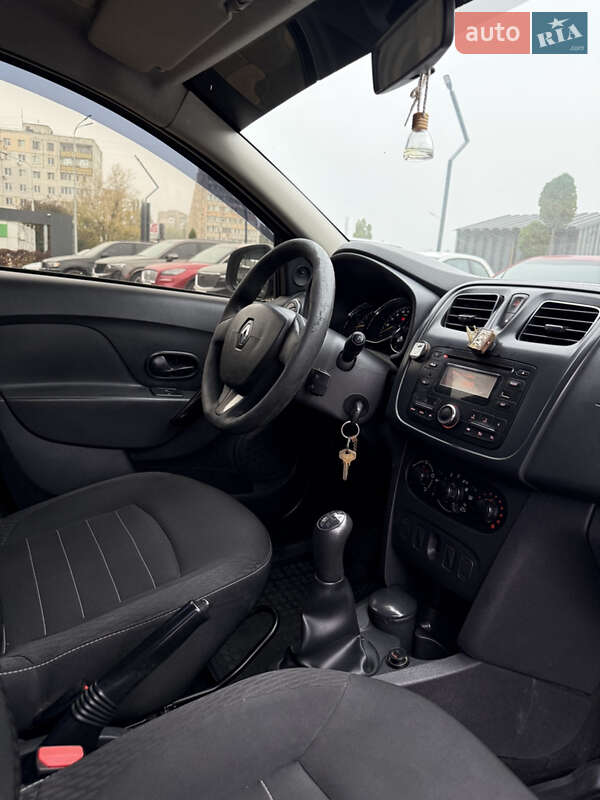 Седан Renault Logan 2013 в Одесі