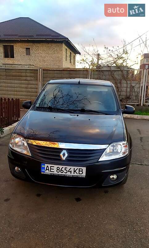 Седан Renault Logan 2011 в Кривом Роге