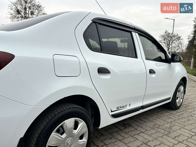 Седан Renault Logan 2017 в Львове