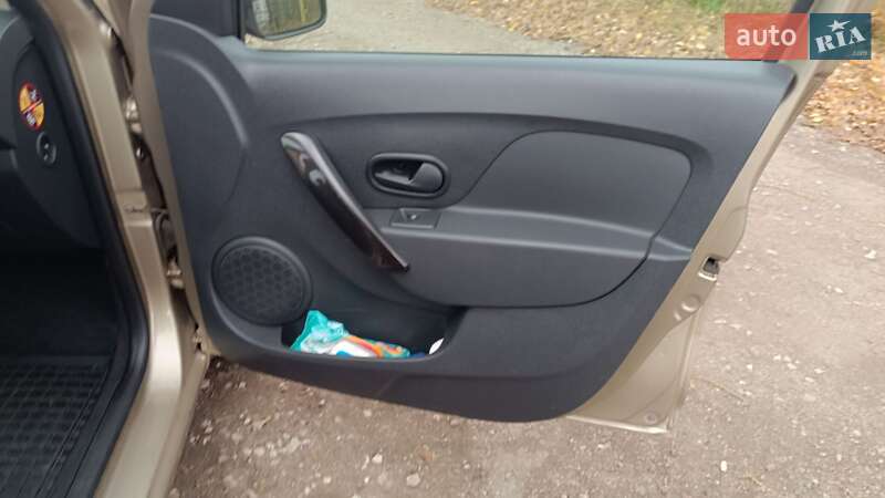 Седан Renault Logan 2020 в Запорожье