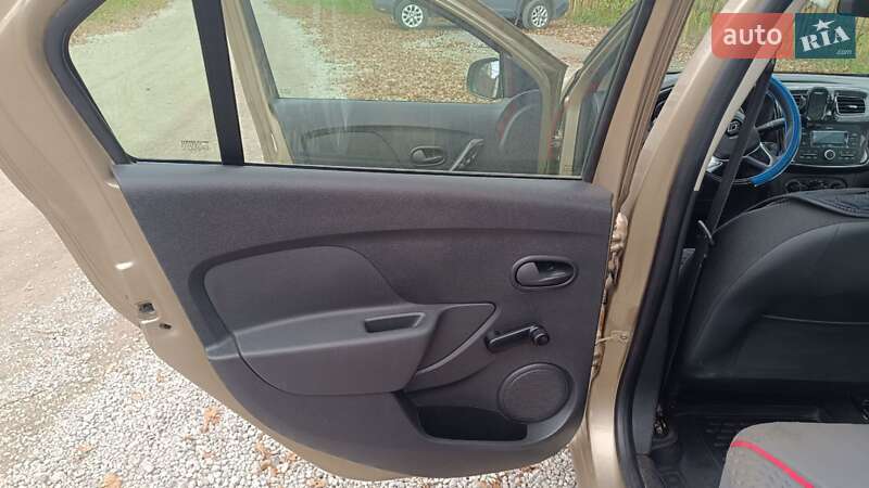 Седан Renault Logan 2020 в Запорожье