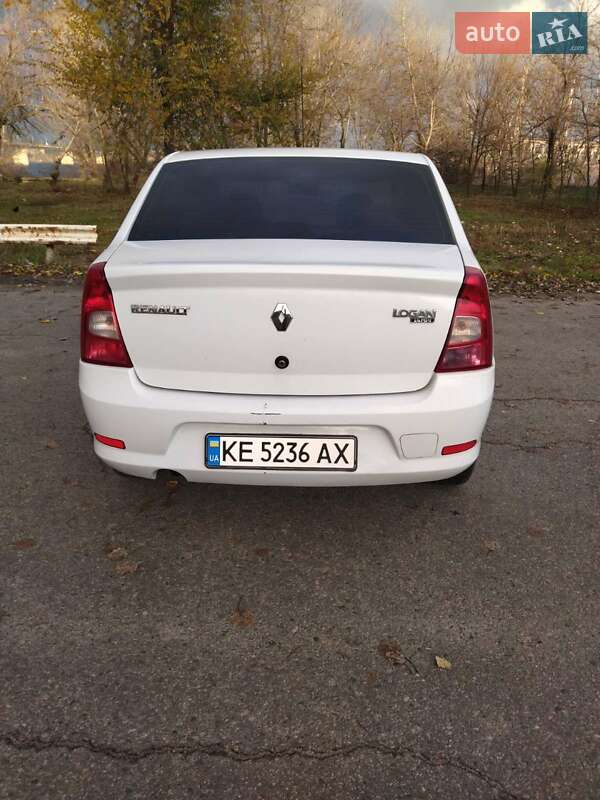 Седан Renault Logan 2012 в Днепре