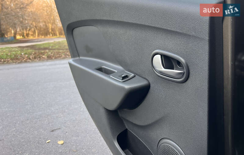 Универсал Renault Logan 2019 в Желтых Водах