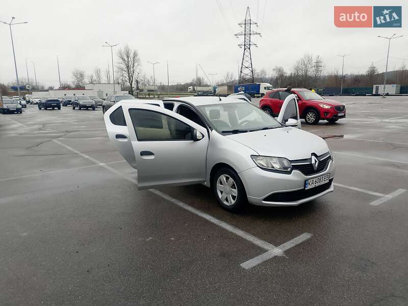 Седан Renault Logan 2016 в Киеве фото Седан Renault Logan 2016 в Киеве