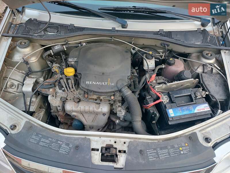 Седан Renault Logan 2009 в Харькове