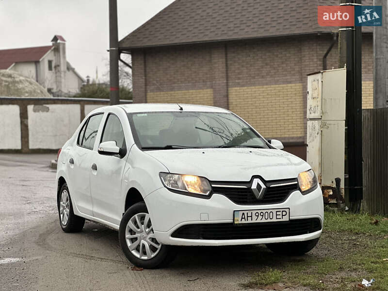 Седан Renault Logan 2013 в Прилуках