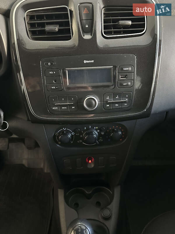 Універсал Renault Logan 2019 в Умані фото 18 Універсал Renault Logan 2019 в Умані