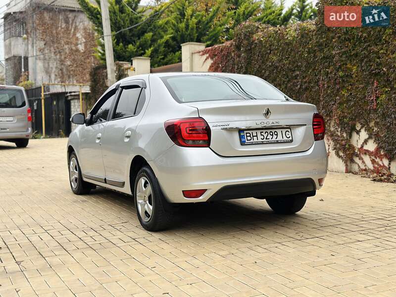 Седан Renault Logan 2018 в Одессе