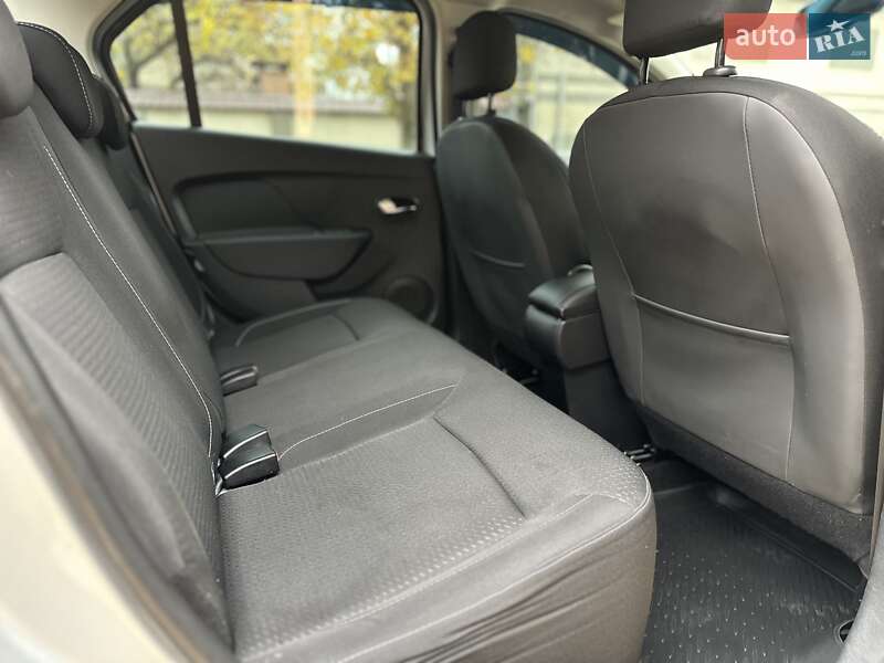 Седан Renault Logan 2018 в Одессе