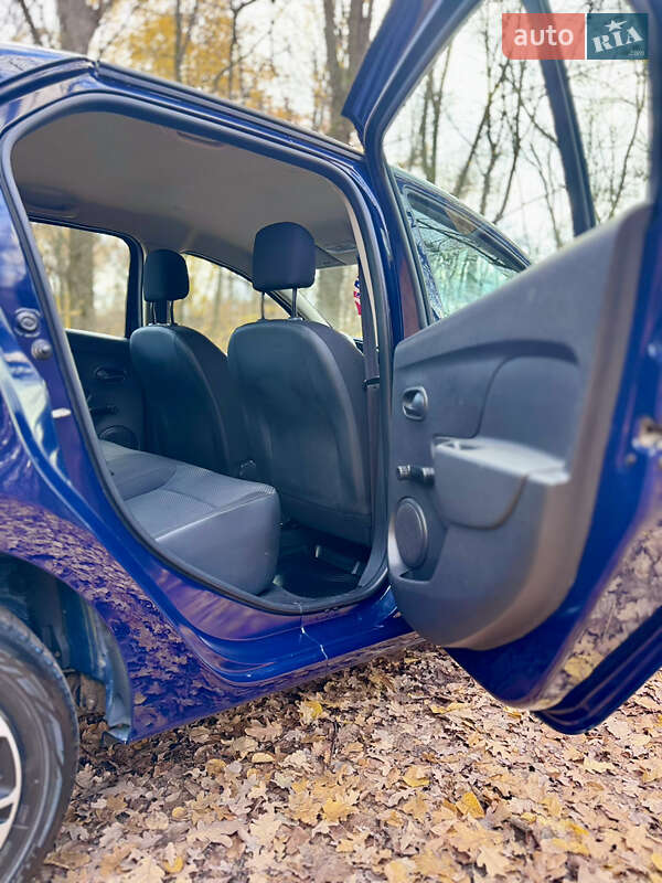 Седан Renault Logan 2014 в Харькове