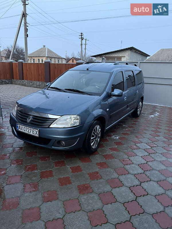 Універсал Renault Logan 2010 в Пересічне фото Універсал Renault Logan 2010 в Пересічне