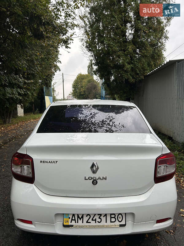 Седан Renault Logan 2013 в Житомирі