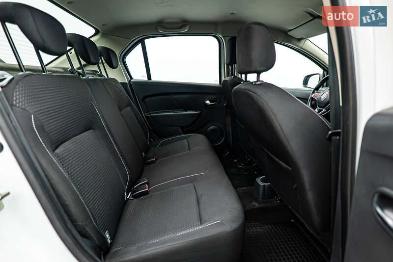 Седан Renault Logan 2020 в Києві