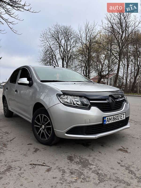 Седан Renault Logan 2013 в Звягелі