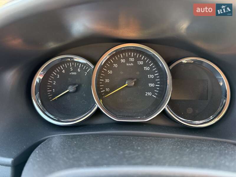 Седан Renault Logan 2014 в Львове фото 12 Седан Renault Logan 2014 в Львове