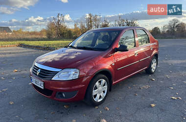 Седан Renault Logan 2012 в Владимире