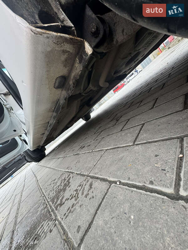 Седан Renault Logan 2015 в Черновцах фото 14 Седан Renault Logan 2015 в Черновцах