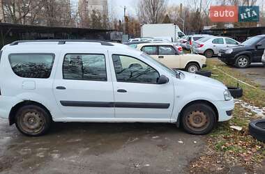 Універсал Renault Logan 2012 в Дніпрі