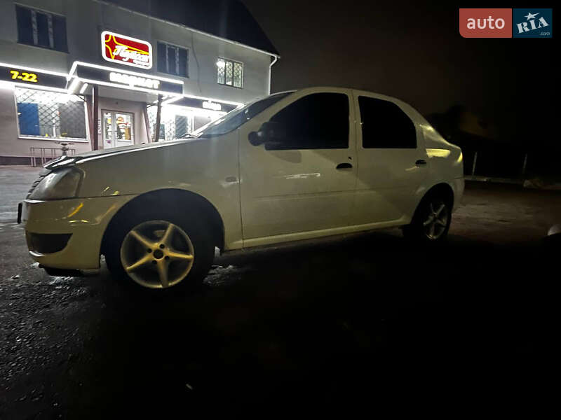 Седан Renault Logan 2012 в Житомире