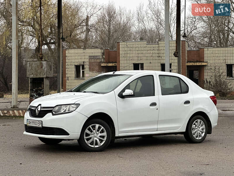 Седан Renault Logan 2013 в Прилуках