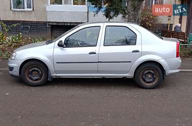 Седан Renault Logan 2012 в Харкові