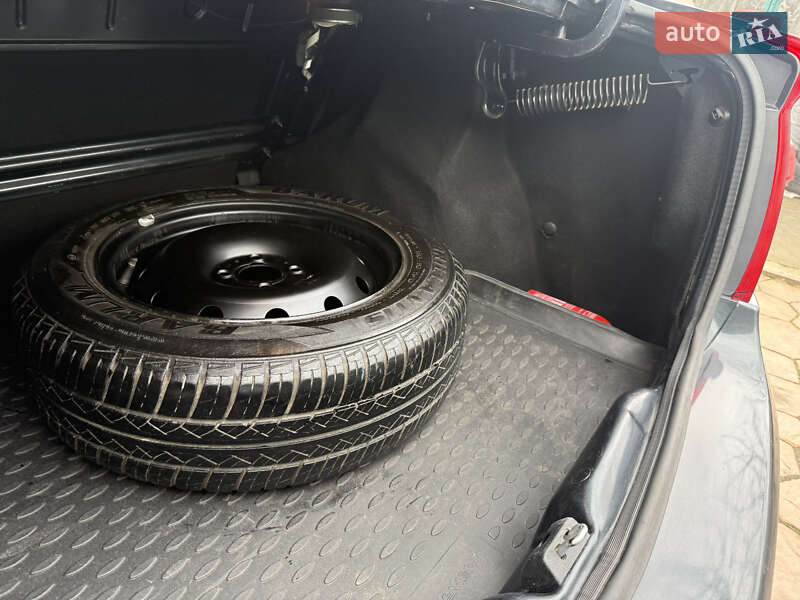 Седан Renault Logan 2012 в Виннице фото 37 Седан Renault Logan 2012 в Виннице