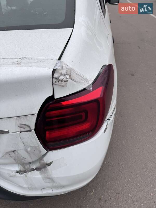 Седан Renault Logan 2019 в Киеве