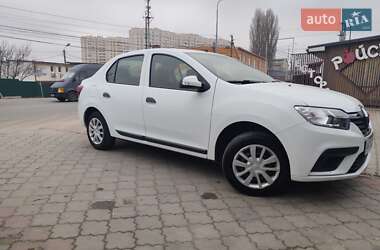 Седан Renault Logan 2018 в Киеве