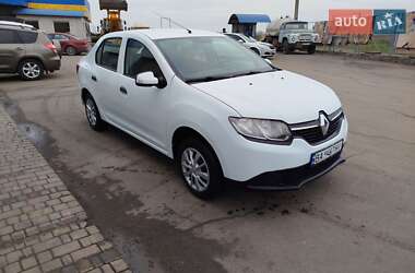 Седан Renault Logan 2016 в Гайвороне