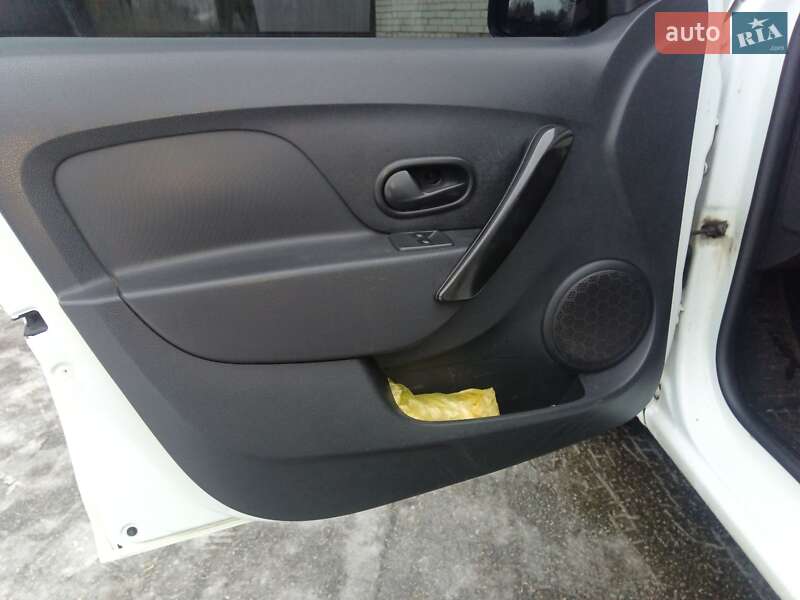 Седан Renault Logan 2017 в Вышгороде