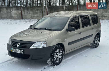 Універсал Renault Logan 2012 в Умані