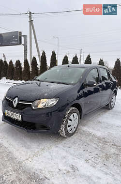 Седан Renault Logan 2013 в Львове