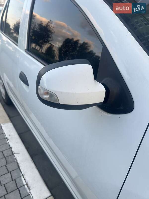 Седан Renault Logan 2015 в Буче фото 2 Седан Renault Logan 2015 в Буче