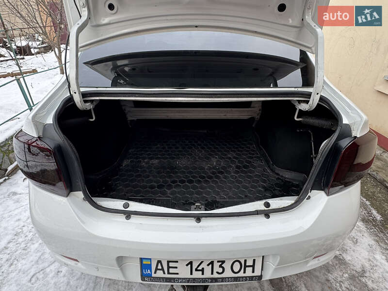 Седан Renault Logan 2013 в Днепре фото 21 Седан Renault Logan 2013 в Днепре