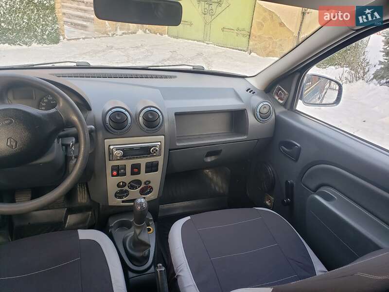 Универсал Renault Logan 2010 в Луцке