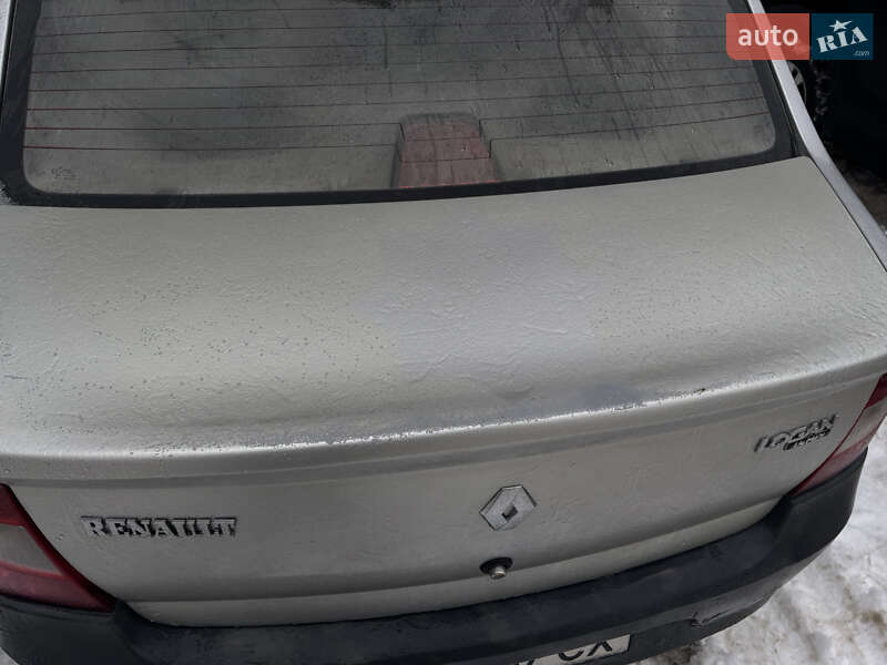 Седан Renault Logan 2010 в Чернигове