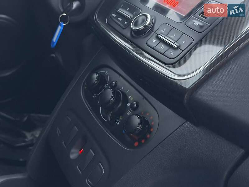 Седан Renault Logan 2019 в Охтирці фото 37 Седан Renault Logan 2019 в Охтирці