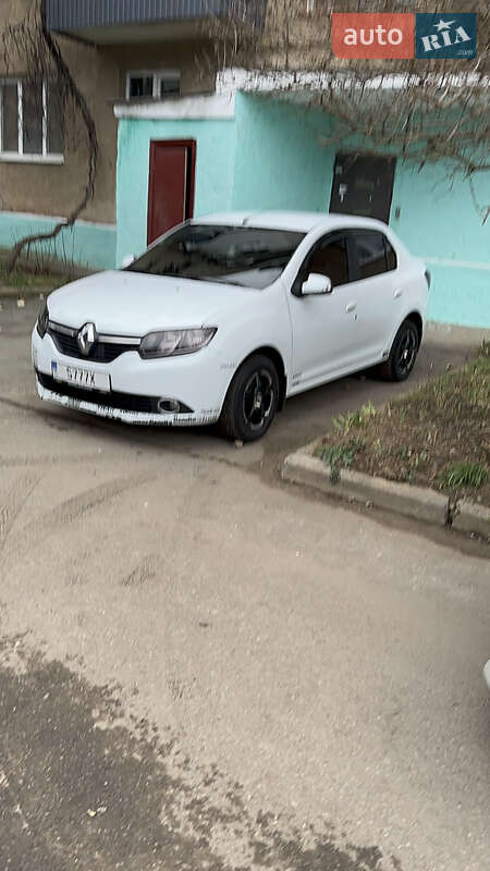 Седан Renault Logan 2014 в Іванкові