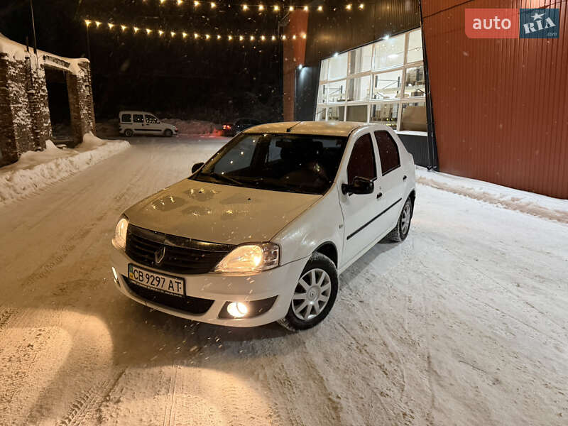 Седан Renault Logan 2011 в Чернигове