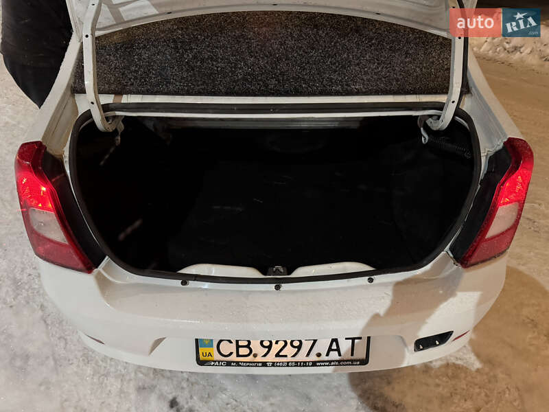 Седан Renault Logan 2011 в Чернигове