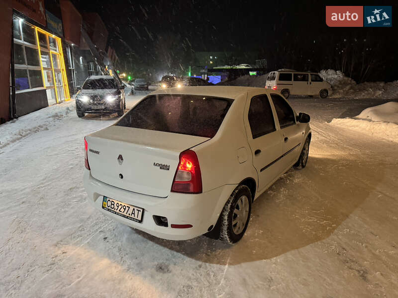 Седан Renault Logan 2011 в Чернигове