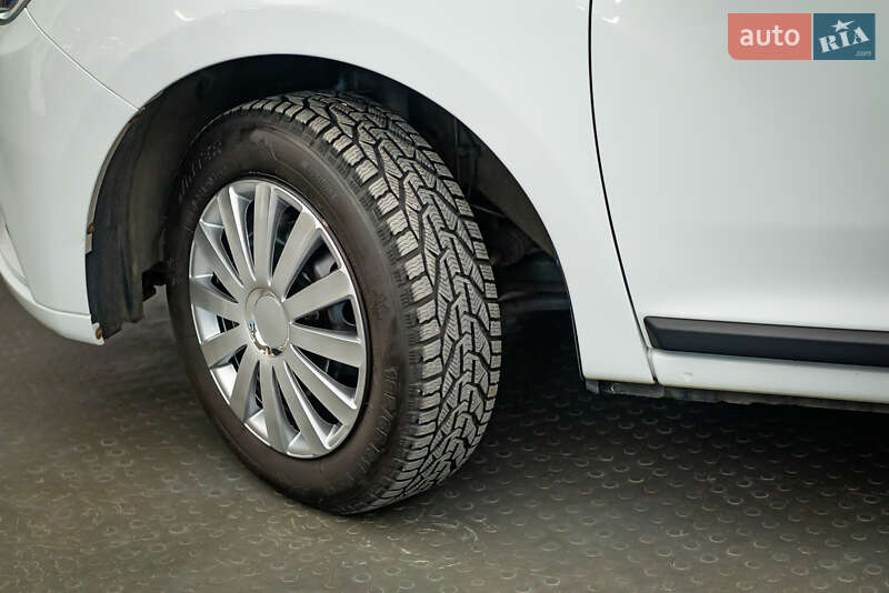 Седан Renault Logan 2020 в Киеве