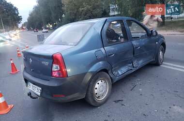 Седан Renault Logan 2011 в Полтаві