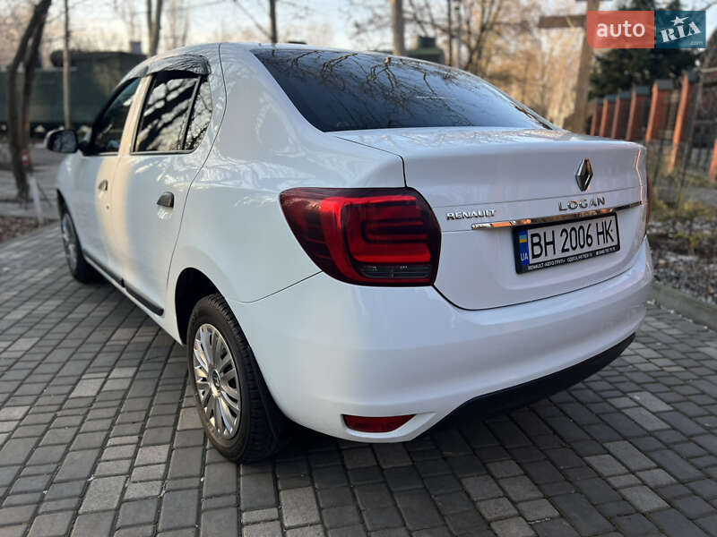 Седан Renault Logan 2017 в Одессе