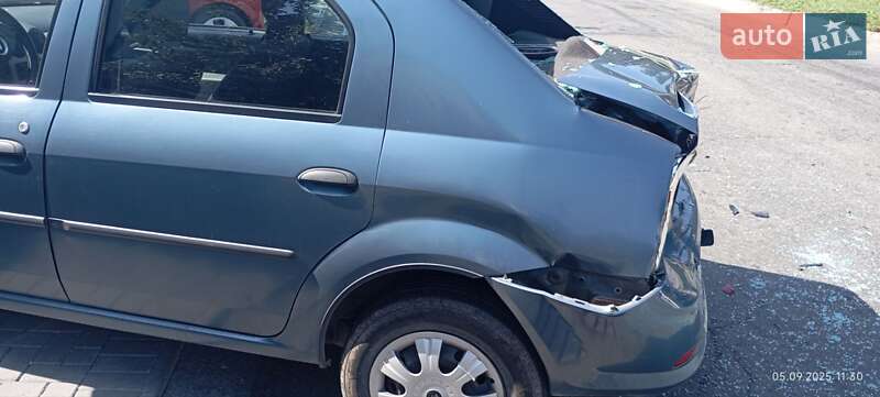 Седан Renault Logan 2012 в Запорожье