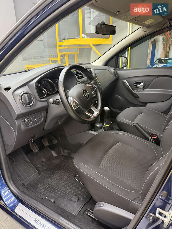 Седан Renault Logan 2019 в Днепре