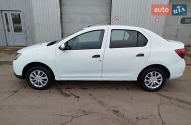 Седан Renault Logan 2016 в Гайвороне