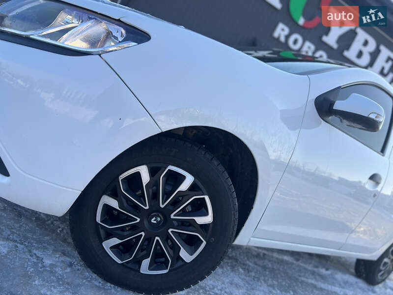 Седан Renault Logan 2016 в Дрогобыче фото 10 Седан Renault Logan 2016 в Дрогобыче