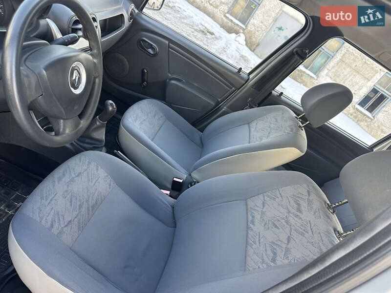 Универсал Renault Logan 2012 в Василькове фото 11 Универсал Renault Logan 2012 в Василькове